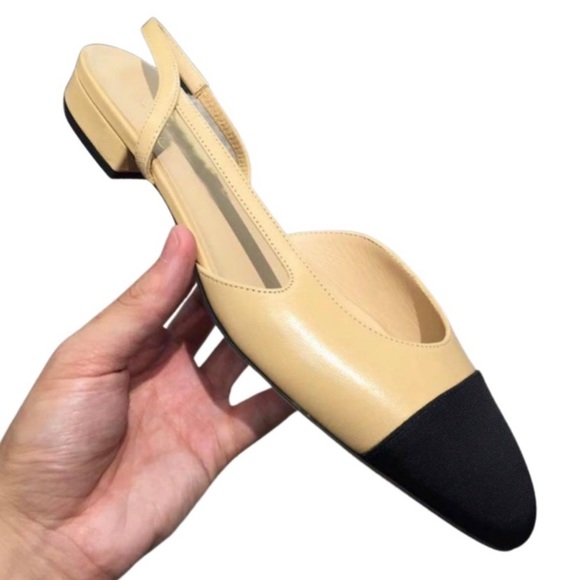 Brand New Chanel and 💯 authentic - Picture 2 of 7